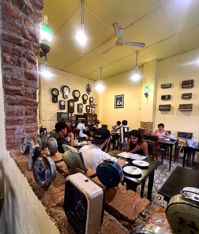 One Chun Cafe n' Restaurant店内
