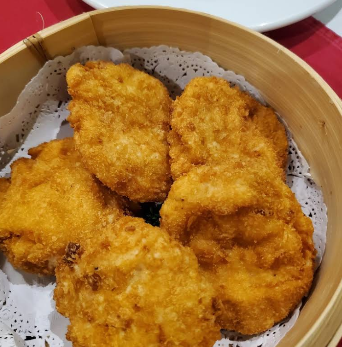 タイの定番メニューエビのすり身団子