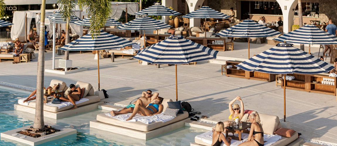 プーケットビーチクラビ・Fira Beach Club