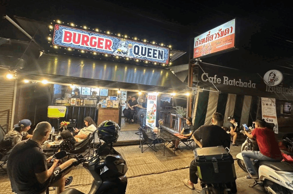 「Burger Queen By Chef Tang」お店前