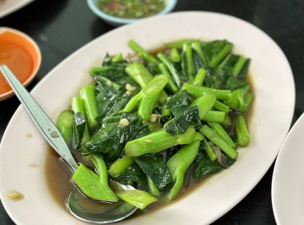 プーケットタウンの人気レストラン「Chuan Chim（ชวนชิม）」