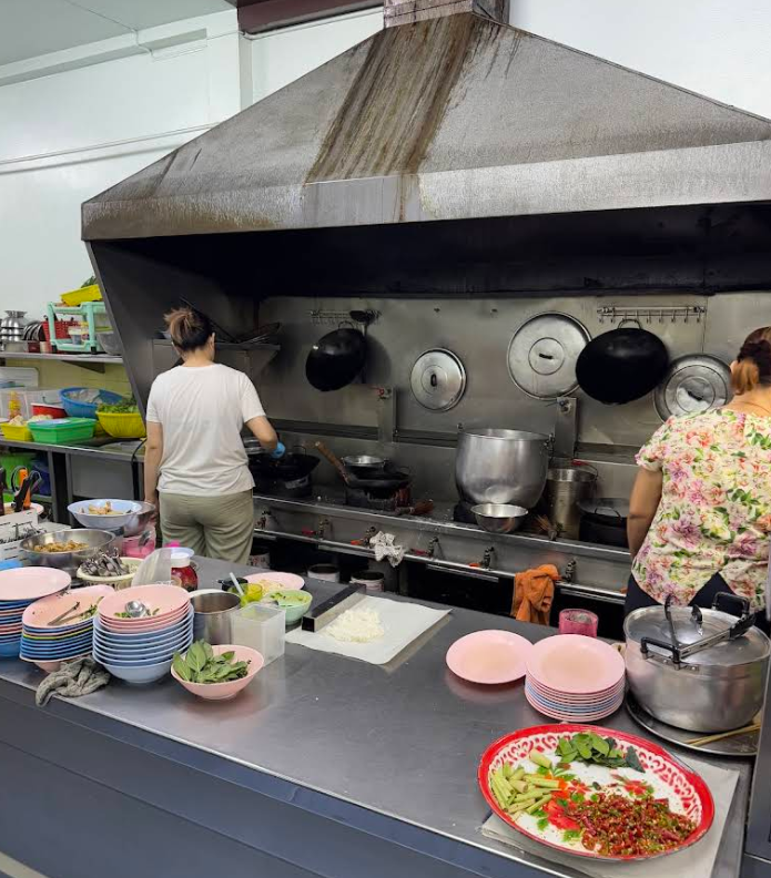 プーケットタウンの人気レストラン「Chuan Chim（ชวนชิม）」