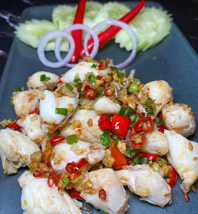 プーケットタウンの海鮮＆創作タイ料理｜Piset Restaurant Phuket 完全ガイド
