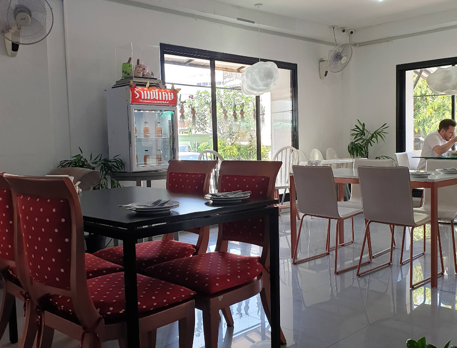 プーケットタウンの海鮮＆創作タイ料理｜Piset Restaurant Phuket 完全ガイド