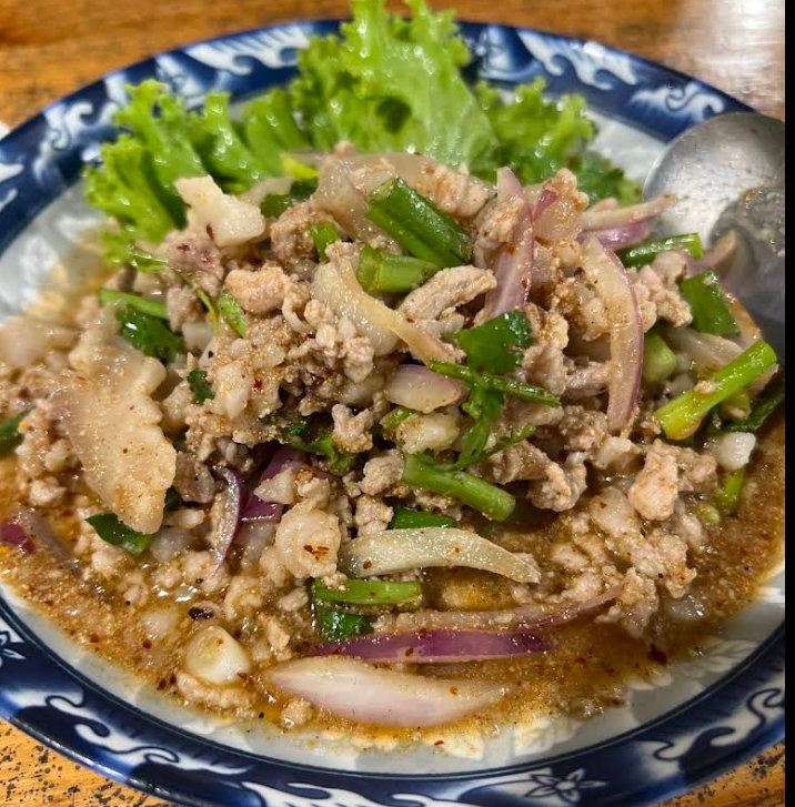 プーケット（ソムタム・ドーククン）本格イサーン料理の人気食堂
