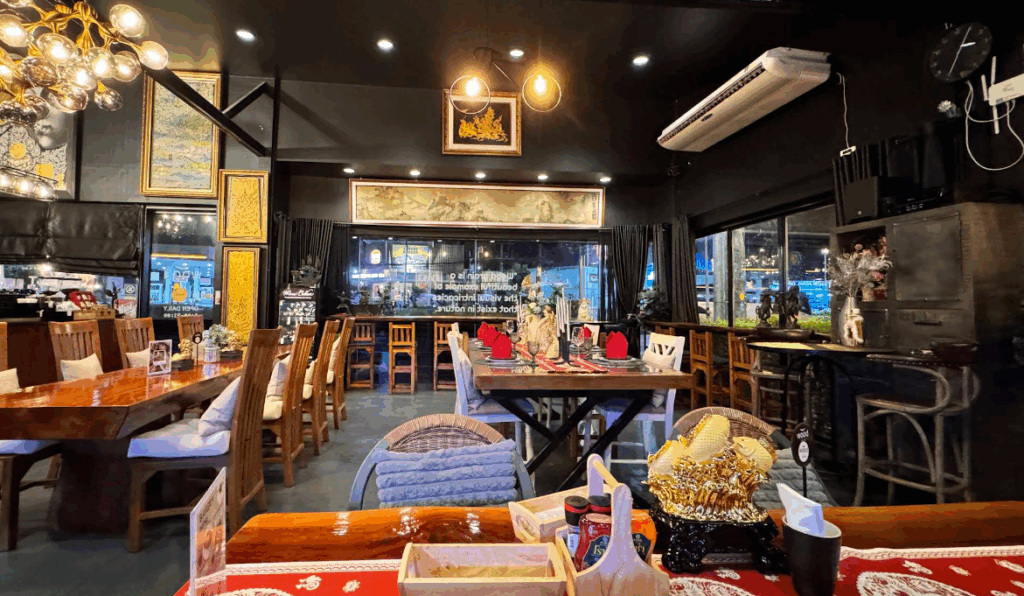 Wood Cafe & Bistro