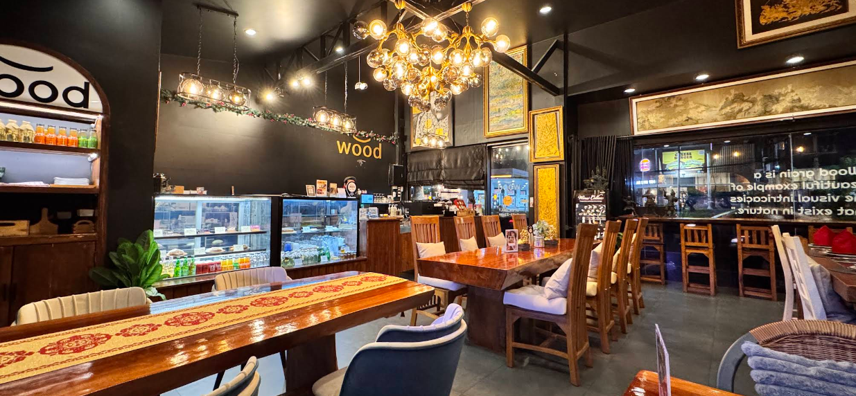 プーケット「Wood Cafe & Bistro」
