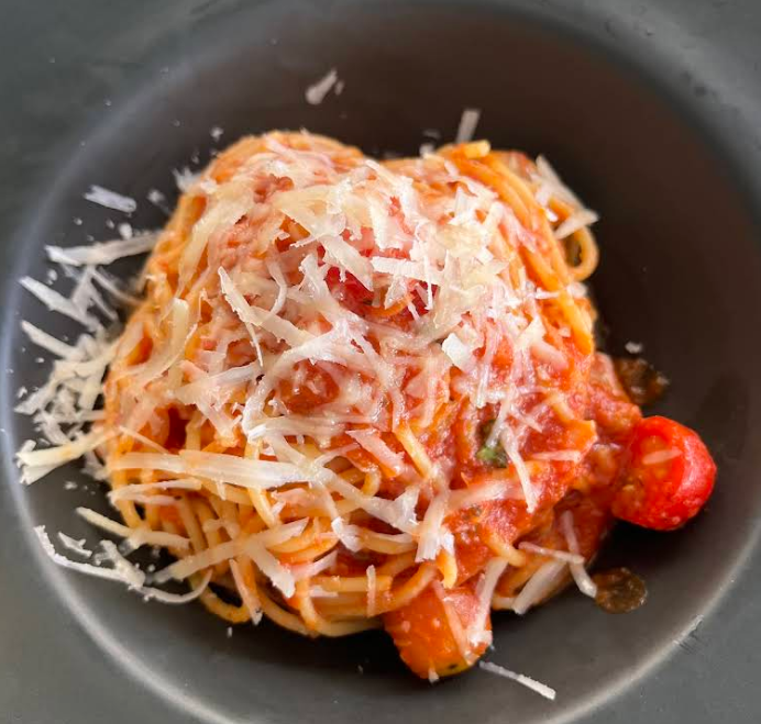 トマトパスタ