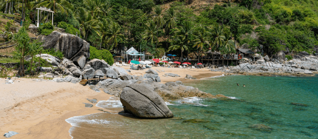 ヌイビーチは11月-4月位ハイシーズンのみお勧めします