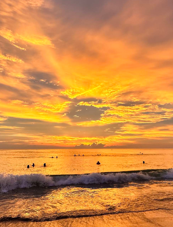 カロンビーチ・サンセット