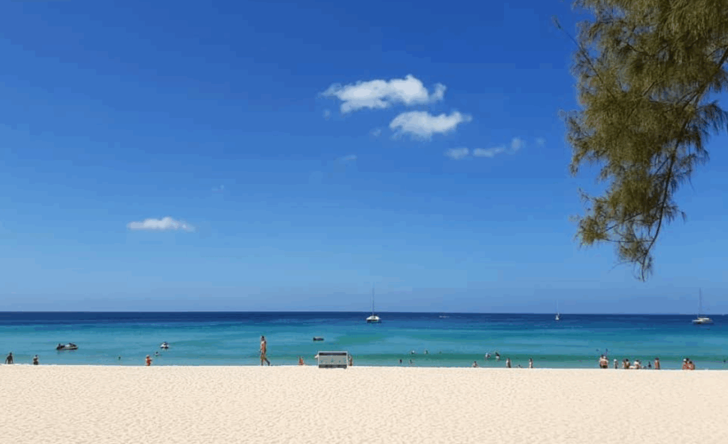 カタノイビーチでゆっくり過ごしてみる