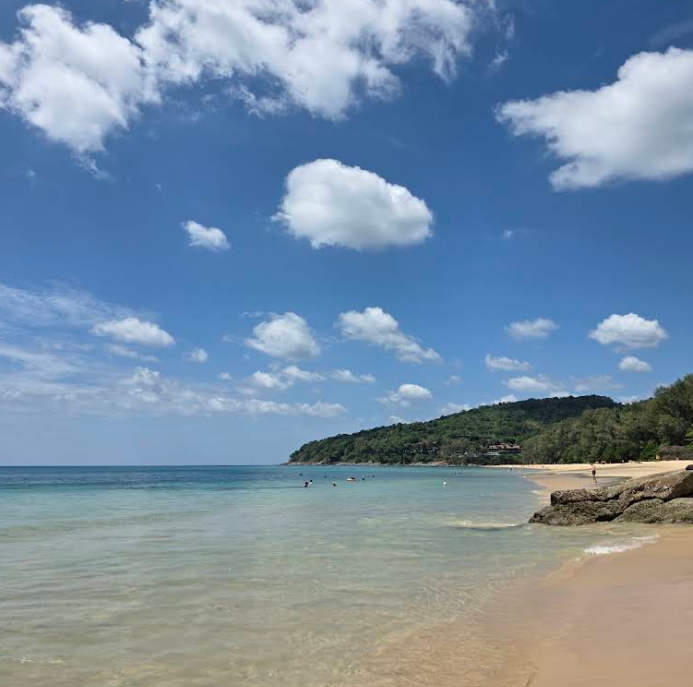 ハイシーズンのみ透明度が高くなる・ナイトンビーチ