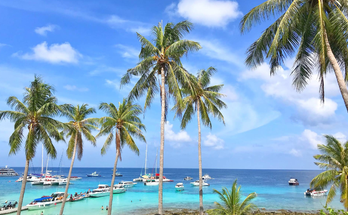 プーケット発 貸切チャーター船で行くラチャノイ島＆ラチャヤイ島ツアー – ダイブジャクトプーケット