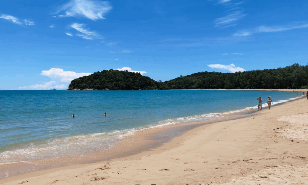 朝のラグーナビーチ・涼しく乗馬にお勧めの時間帯