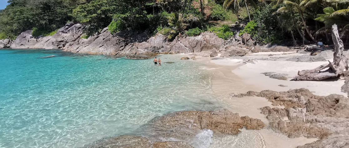 プーケット・フリーダムビーチ（Freedom Beach）でシュノーケリング＆のんびりビーチタイム