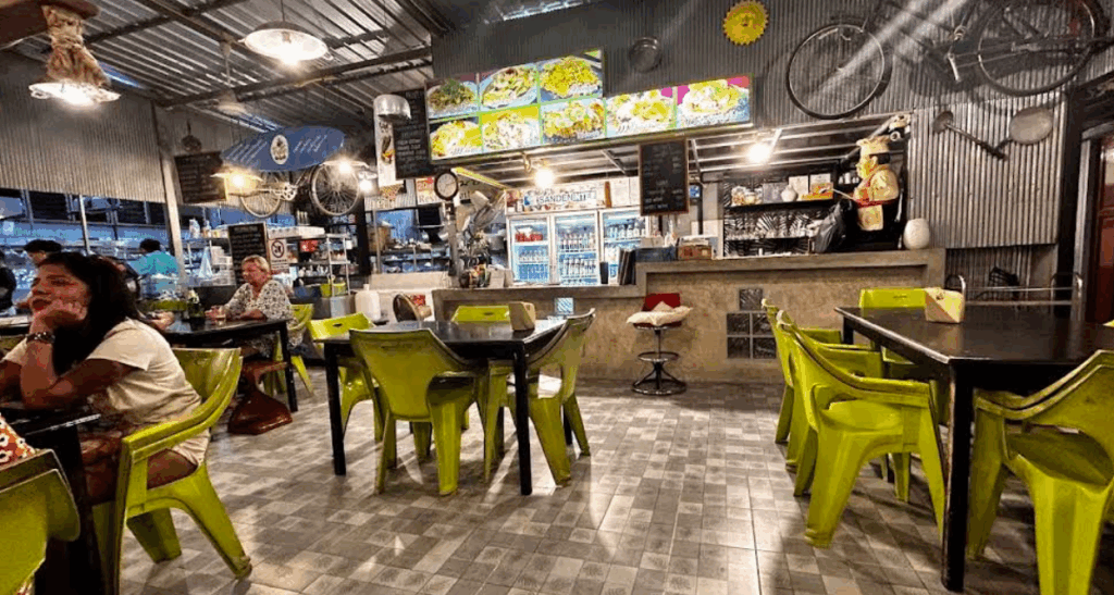 プーケット・パトン地区人気レストランKrua Go Lek