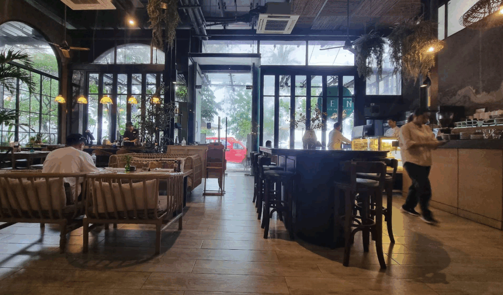 Hern Coffee & Bistro(ハーン コーヒー&ビストロ)