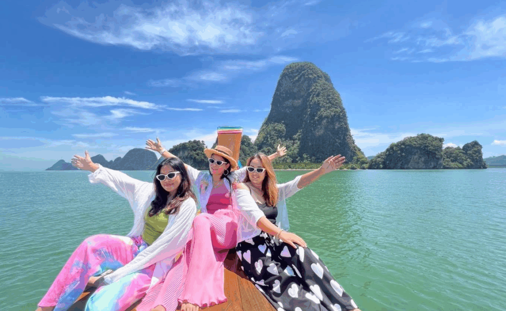 パンガー湾プライベートツアー島々の壮大な景色を一望できます。早朝の景色がおすすめです