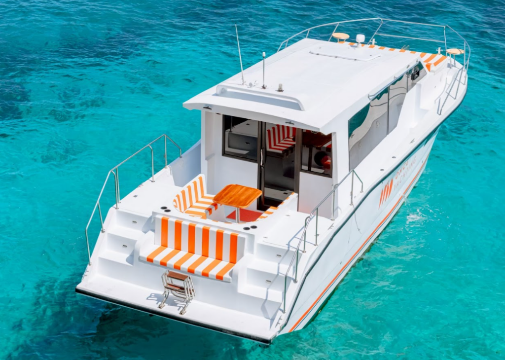 「TEQUILA（テキーラ）」37フィート・船尾