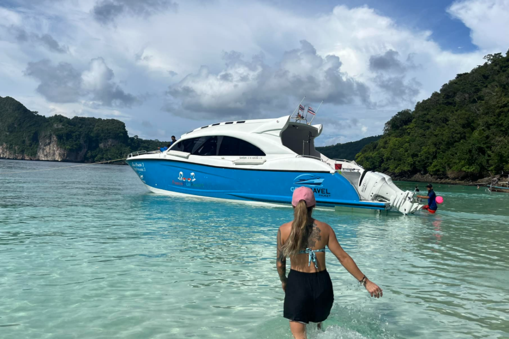 プーケットチャーター船・ナリン・プリンセス 3