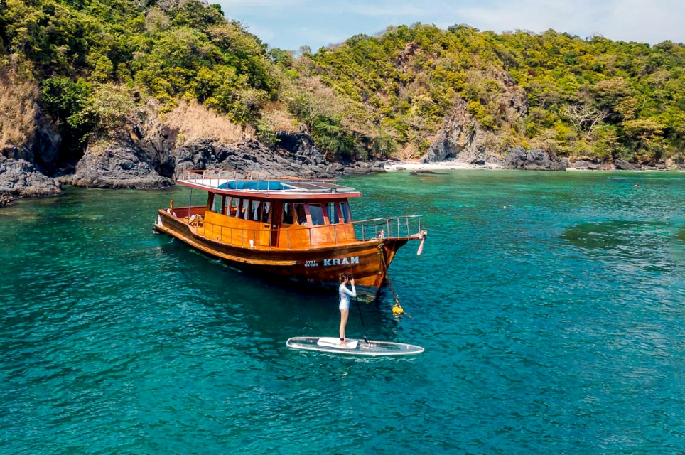 プライベート・ヴィンテージ木造船 KRAMのご紹介