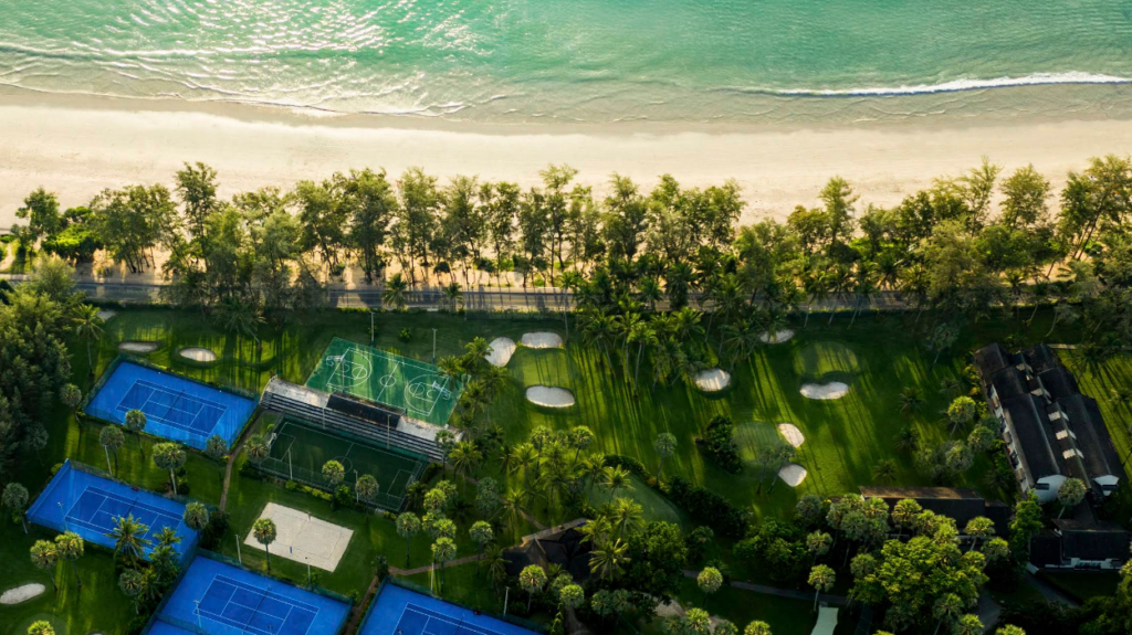 クラブメッド・プーケットのカタビーチをメインに遊べます