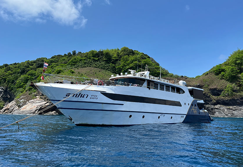 シミラン諸島ダイブクルーズ船・MV Aqua