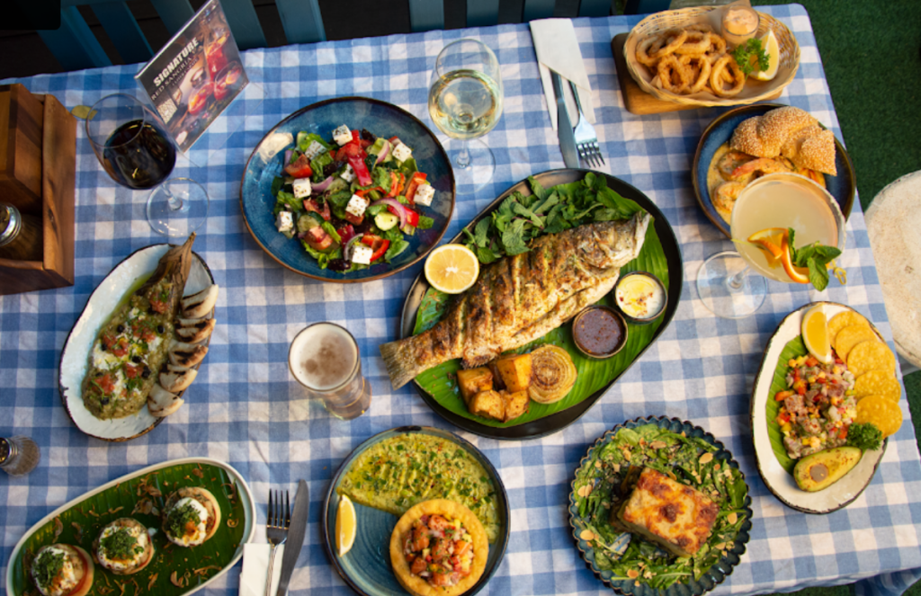 Greek Kitchen は、チャロン近郊・ビッグブッダ方面にある本格ギリシャ&地中海料理レストラン