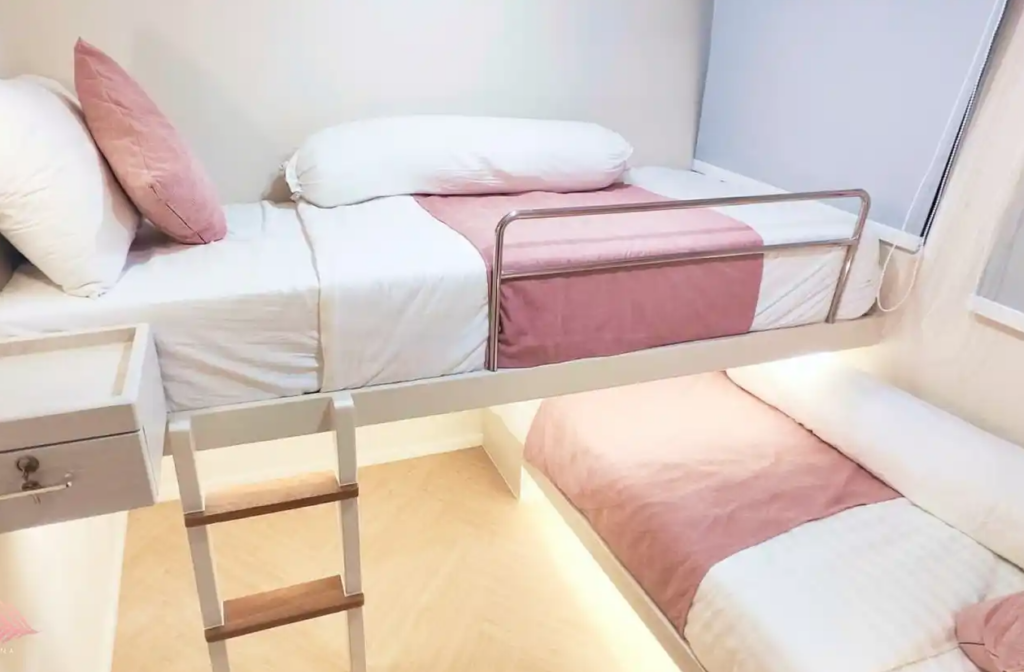 ツインバンクベット(メインデッキ)