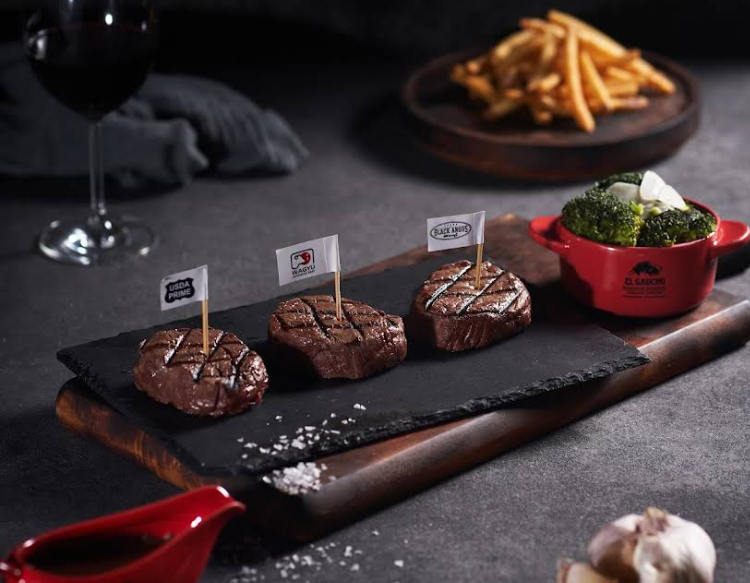 El Gaucho Chalongでは牛肉食べ比べできます