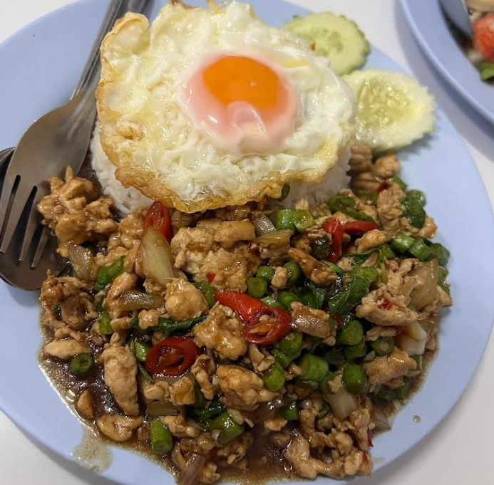 人気ガパオライス