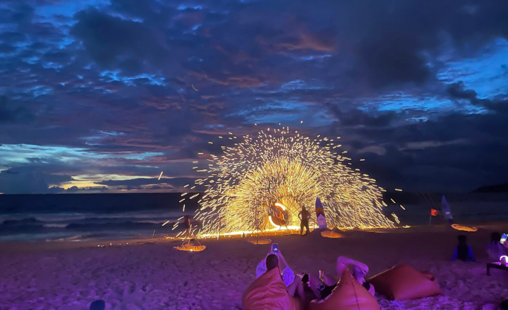 ファイヤーダンスのショータイム