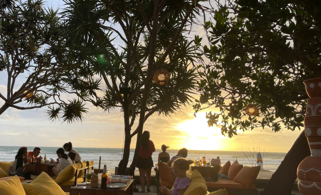 Tann Beach Clubでのサンセットタイム