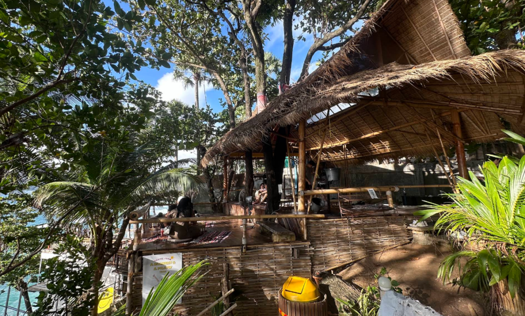 A Blanket & A Pillowカフェ、空気も良く自然あふれる場所です
