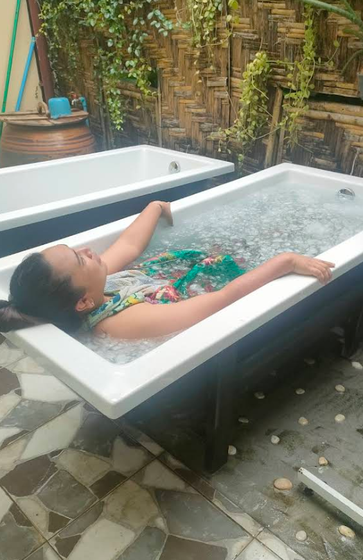 氷風呂で体を整えます