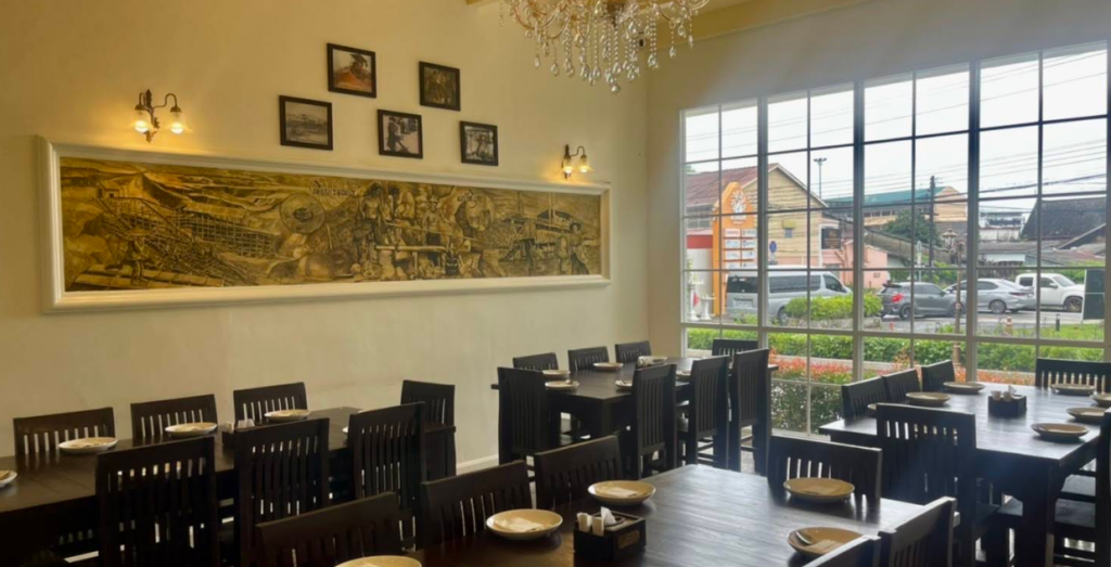 Thai Mueang Restaurant Phuket店内の様子