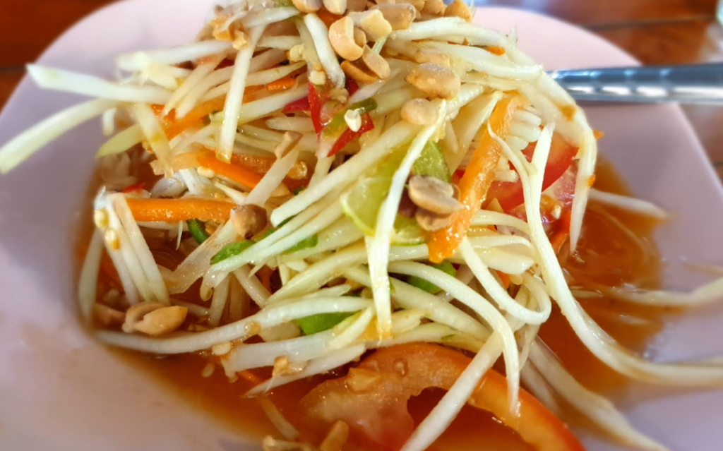 ソムタム（パパイヤサラダ）