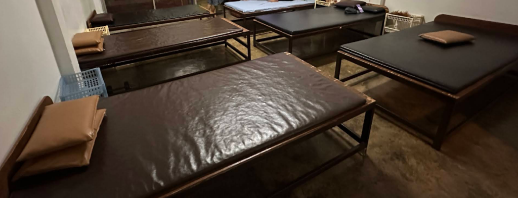 マッサージ部屋様子