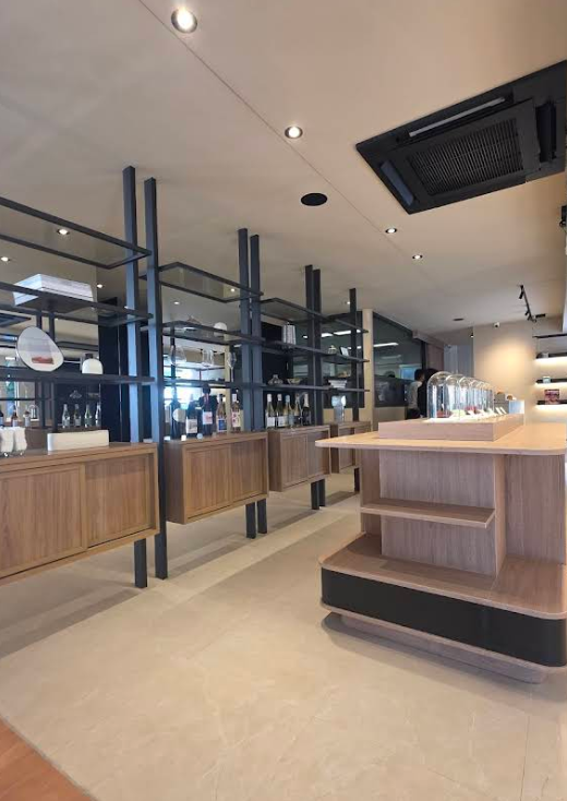 落ち着いた店内の写真