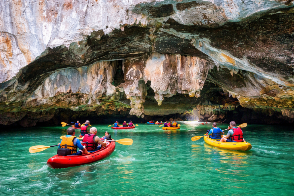 カヌーが体験できます