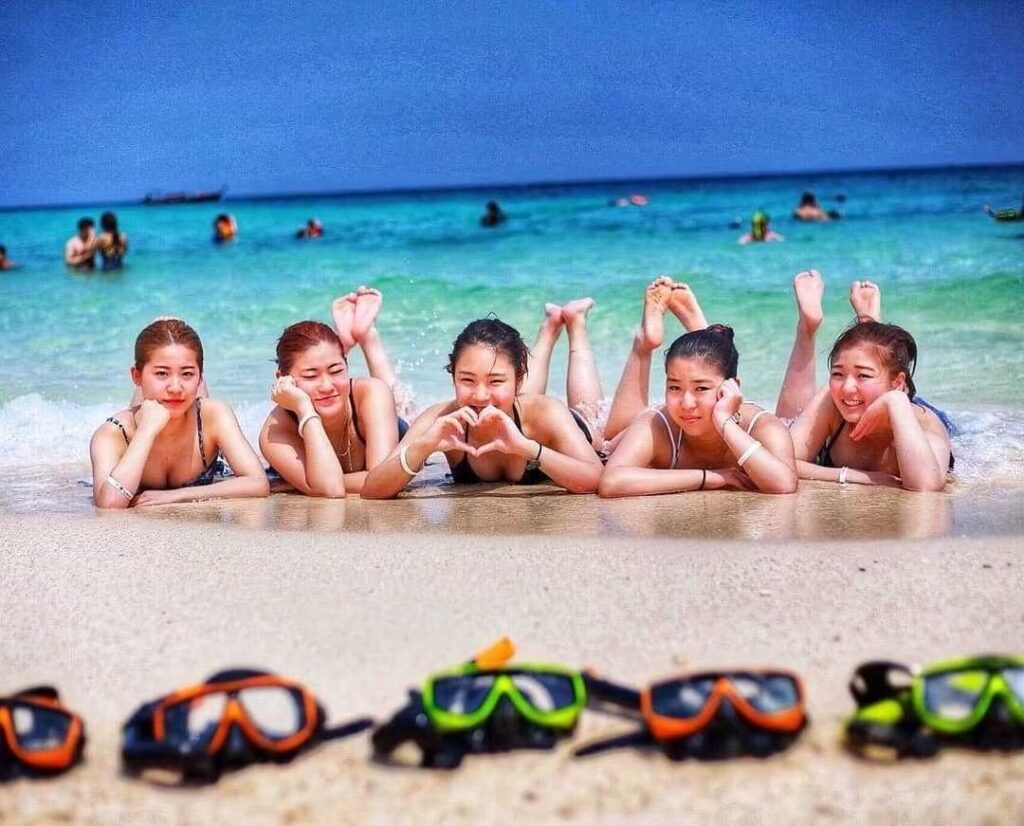 最後はカイ島へ上陸しシュノーケリングタイムもあります