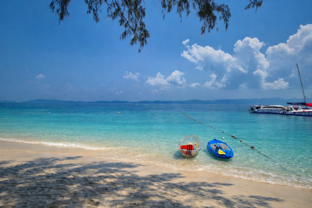最後の立ち寄り場所ナカ島です、ビーチリラックス