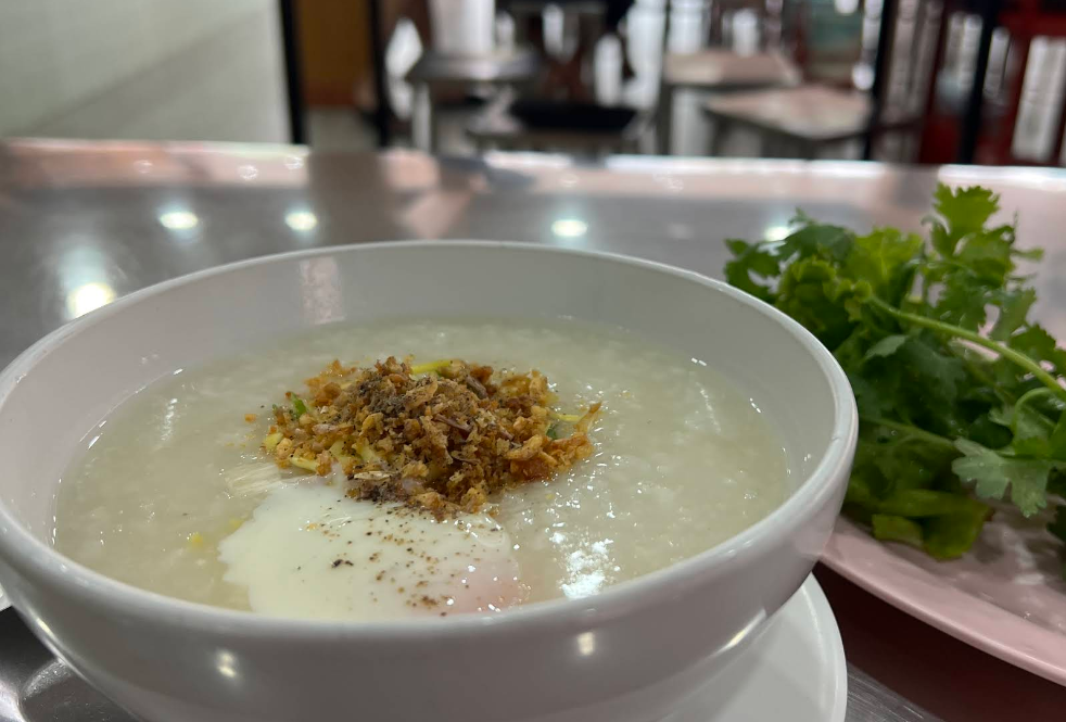 タイの定番朝食お粥もあります