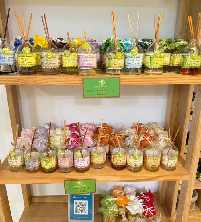 各商品の匂いの確認もできます