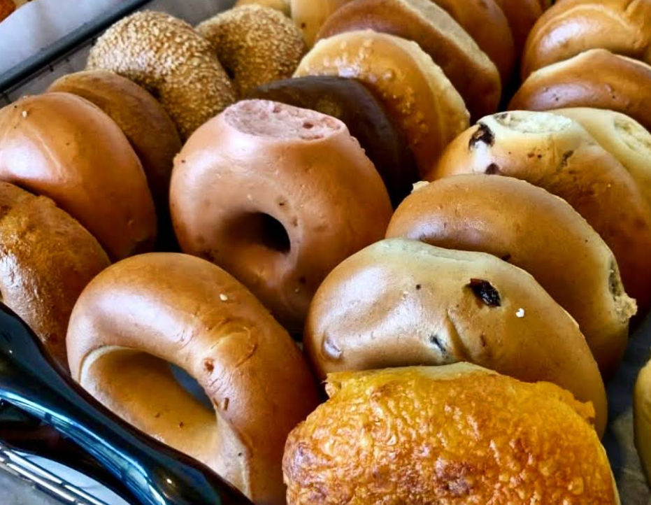 ベーグルはお持ち帰りもできます