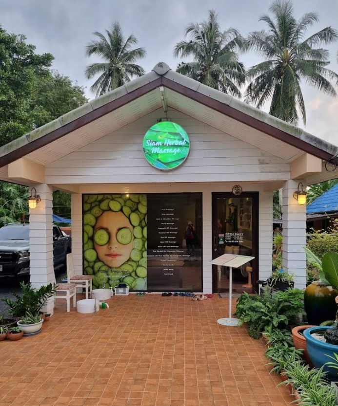 Siam Herbal Massageお店前