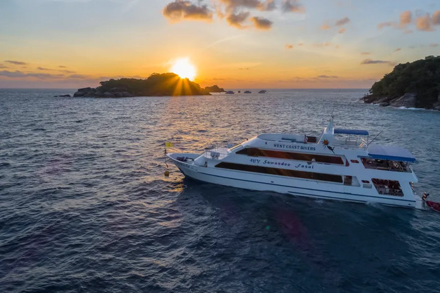 MV Sawasdee Fasai 外観2
